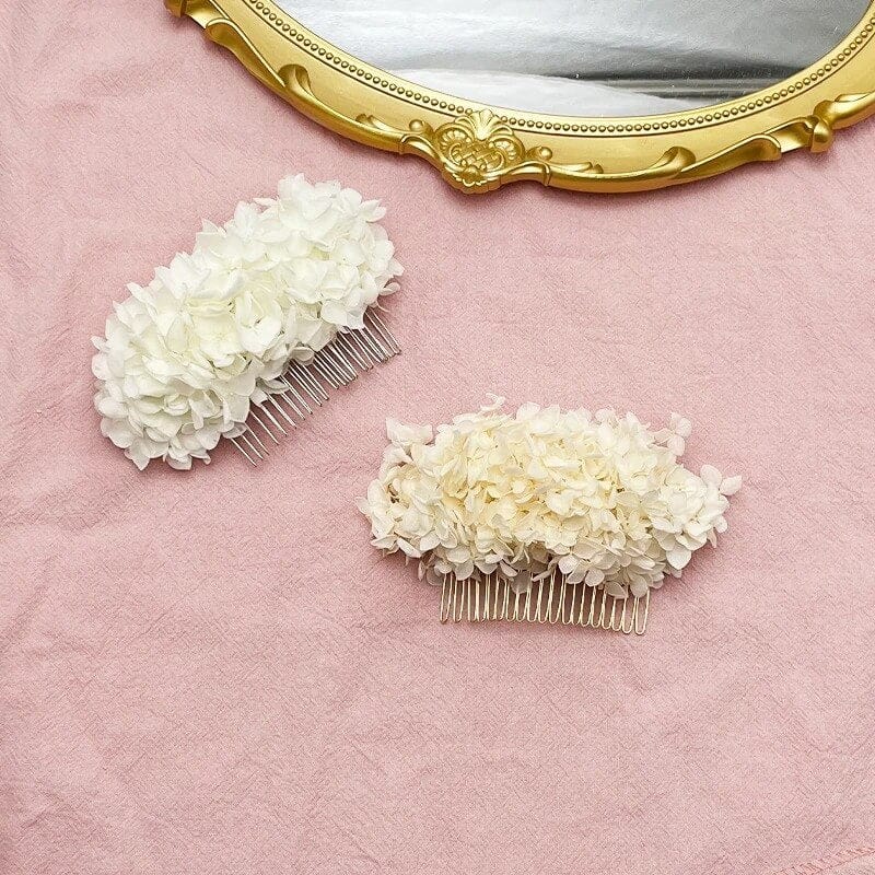 Peigne en Fleurs Blanches Hortensias Stabilisés Maison Gaya Peigne en fleurs séchées